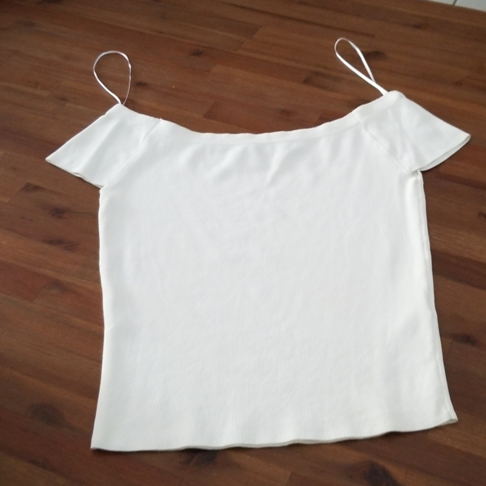 Zara Medium off the shoulder top